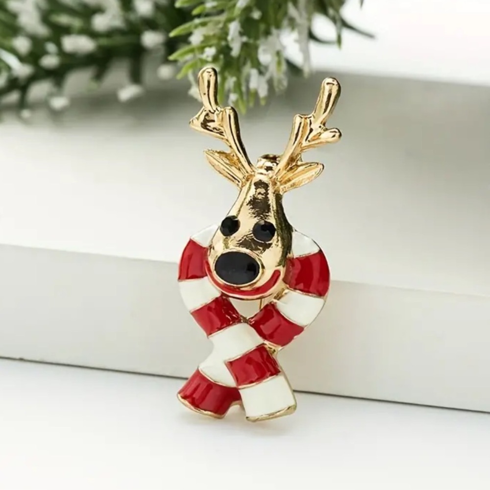 Brooch- reindeer head, red & white scarf, NIP, 1.7”x.8”, cute!!, display case,